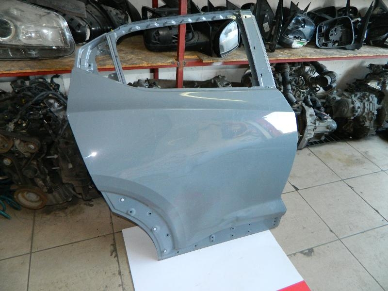 Nissan Juke 2021-2022 Sağ Arka Kapı Çıkma Yedek Parça