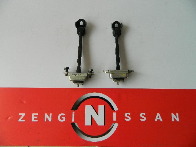 Nissan Qashqai J10 2007-2009 Kapı Gergisi Çıkma Yedek Parça
