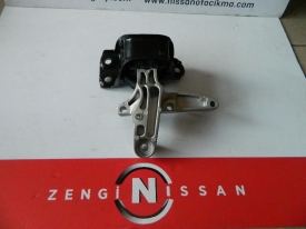 Nissan Qashqai J11 1.6 2014-2018 Sağ Yağlı Motor Takozu