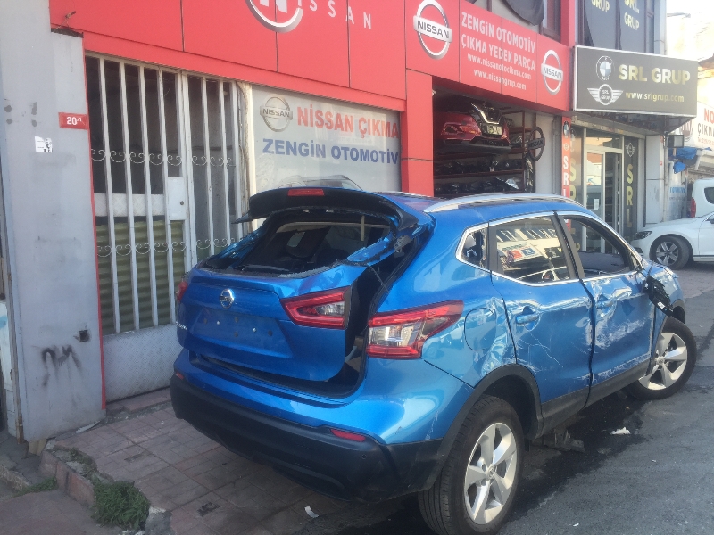 Nissan Qashqai J11-2014-2021 Sağ Arka Çamurluk Kesme