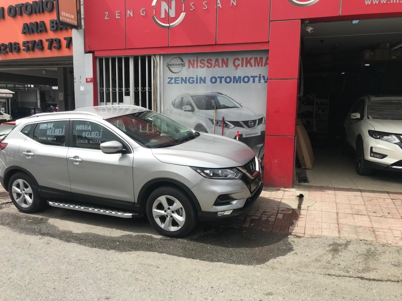 Nissan Qashqai J11- 2018-2021 Sağ Ön Kapı Orjinal Sökme