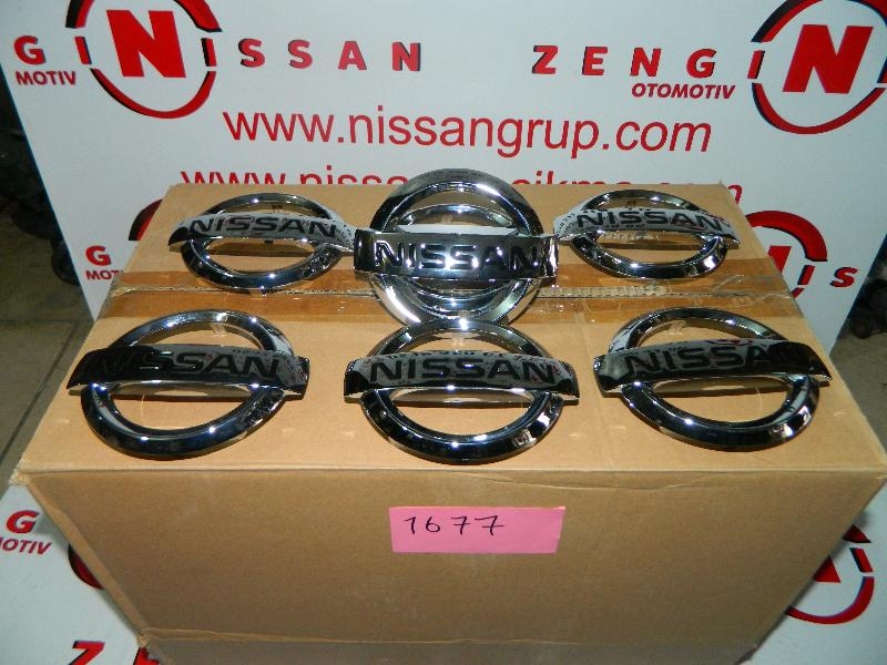 Nissan X-Trail T31-2010-2013 Ön Panjur Amblemi Orjinal Çıkma