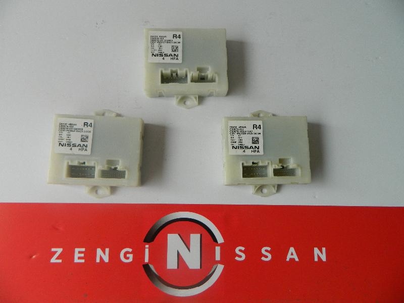 Nissan X-Trail T32 -2014-2021 Bagaj Açma Beyni 284G0 4BA1A